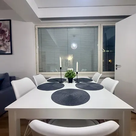 Huge 5room In Center Of